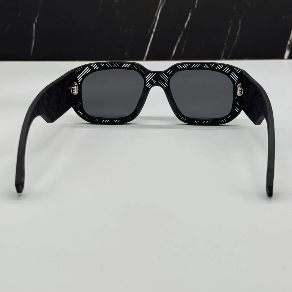 NEW FE40113I 02A FENDI SUNGLASSES MATTE BLACK UNISEX EYEWEAR FENDI